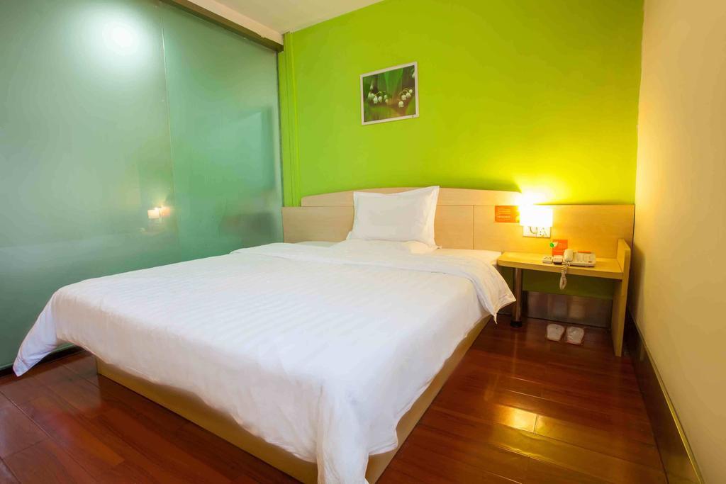7 Days Inn Chengdu Sichuan University South Railway Station Ruang foto